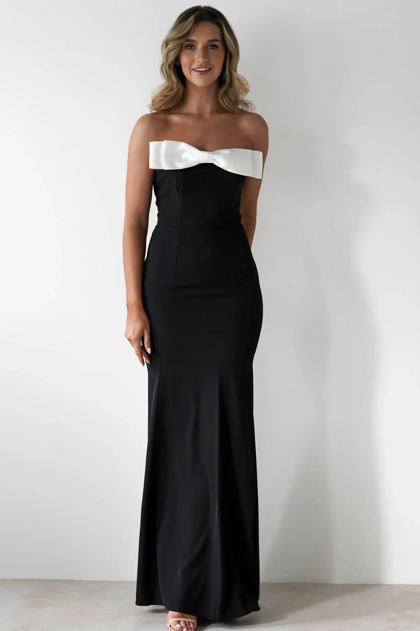 Beckett Strapless Bow Maxi Dress | Black/White