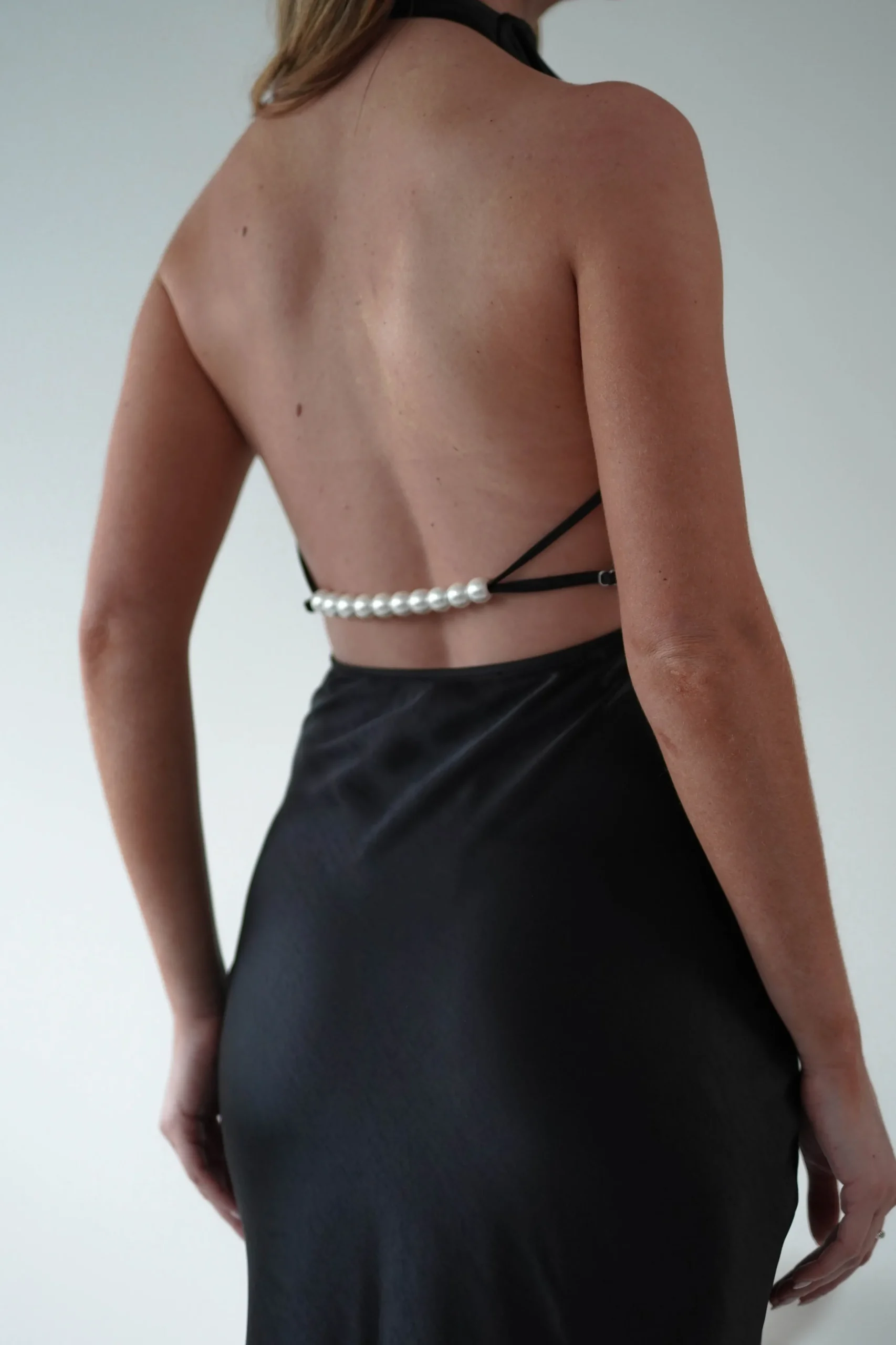 Capriana Pearl Back Maxi Dress | Black