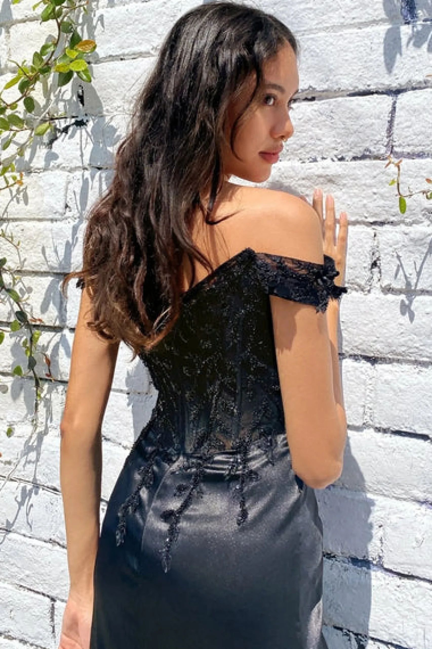 Khacy Embellished Gown | Black