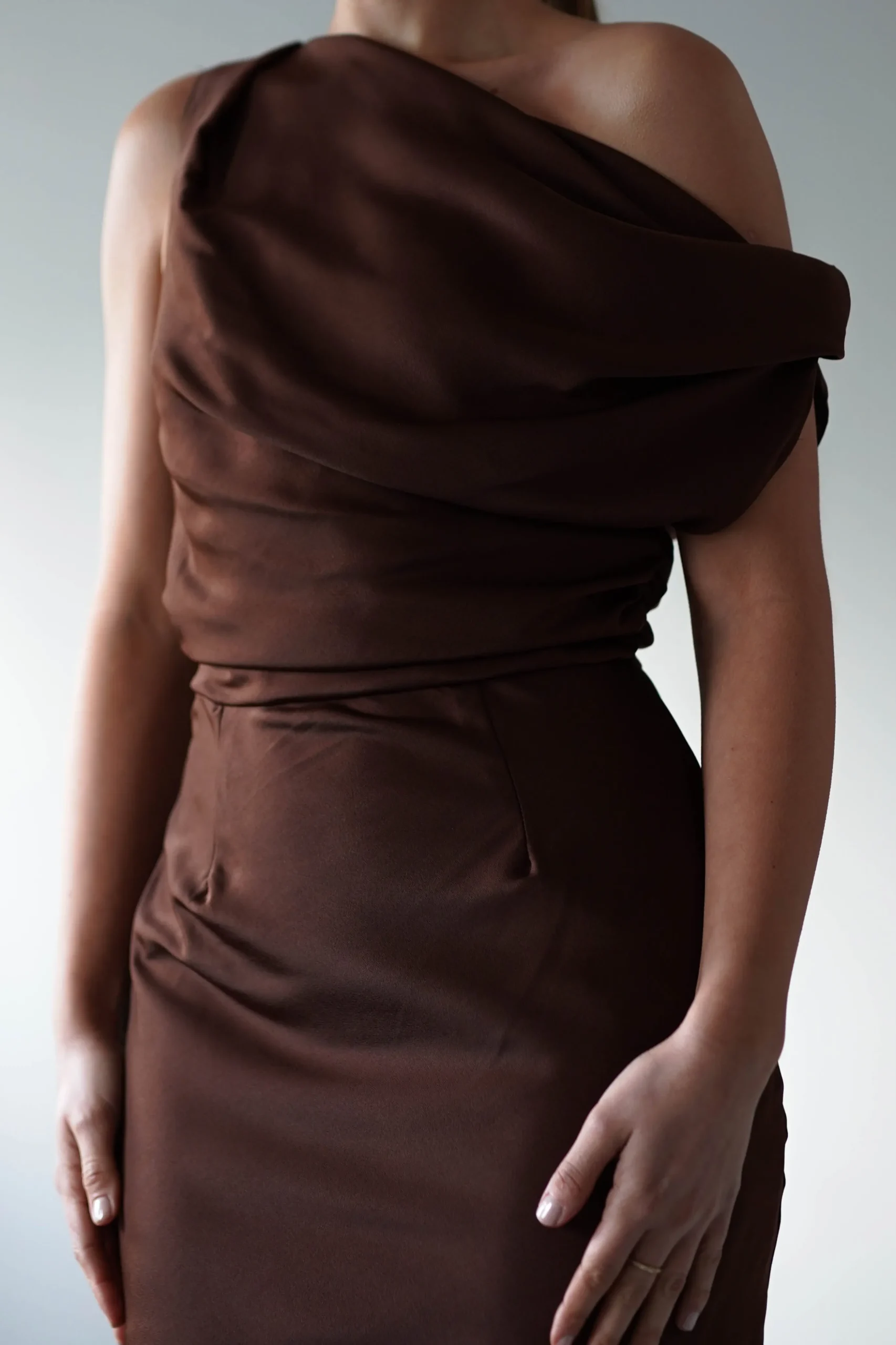 Odelle Soft Off The Shoulder Maxi | Brown