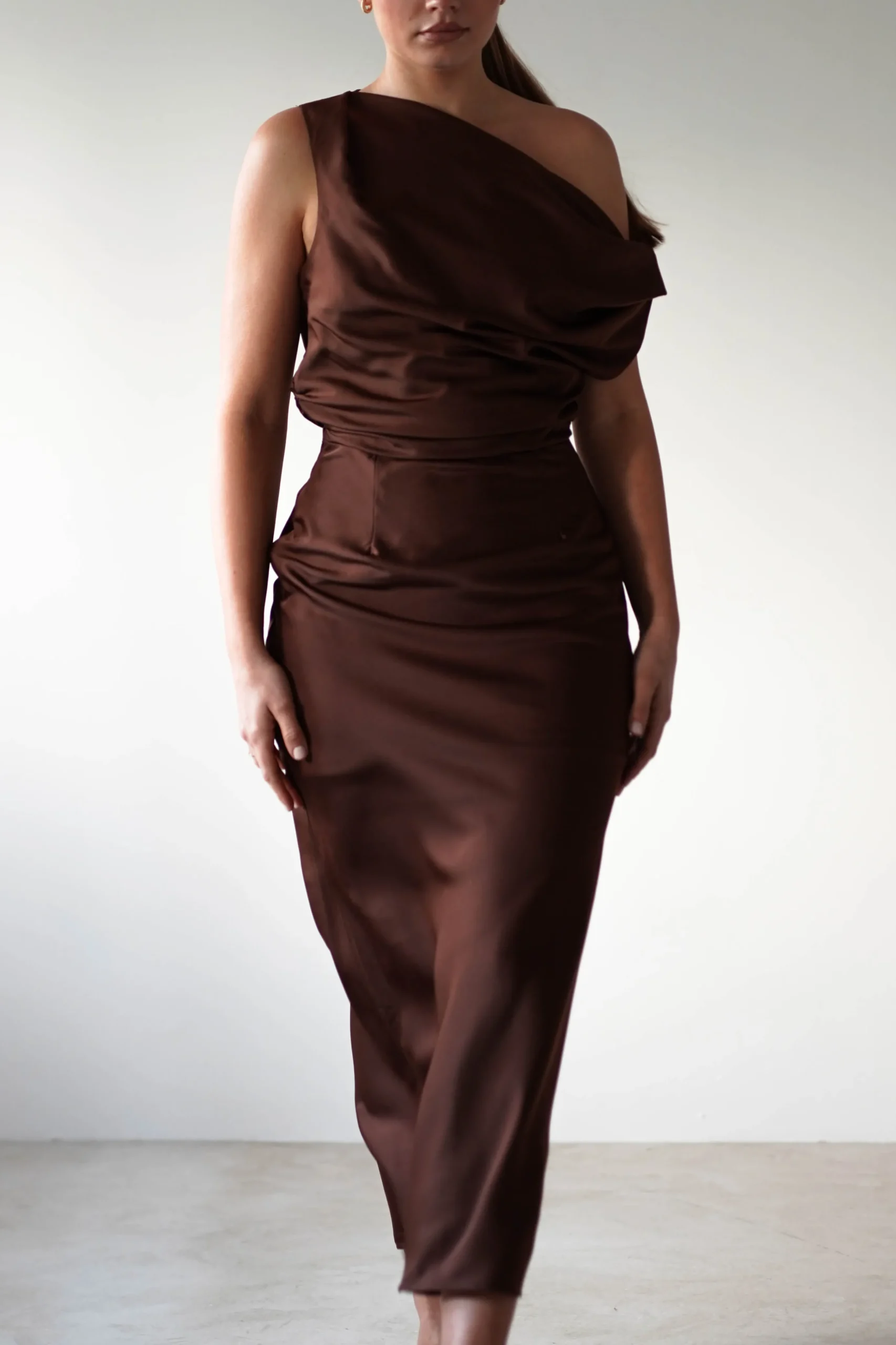 Odelle Soft Off The Shoulder Maxi | Brown