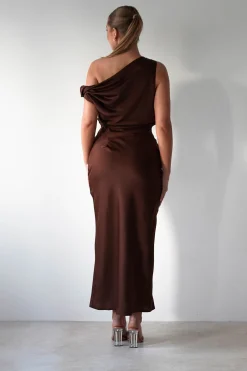 Odelle Soft Off The Shoulder Maxi | Brown