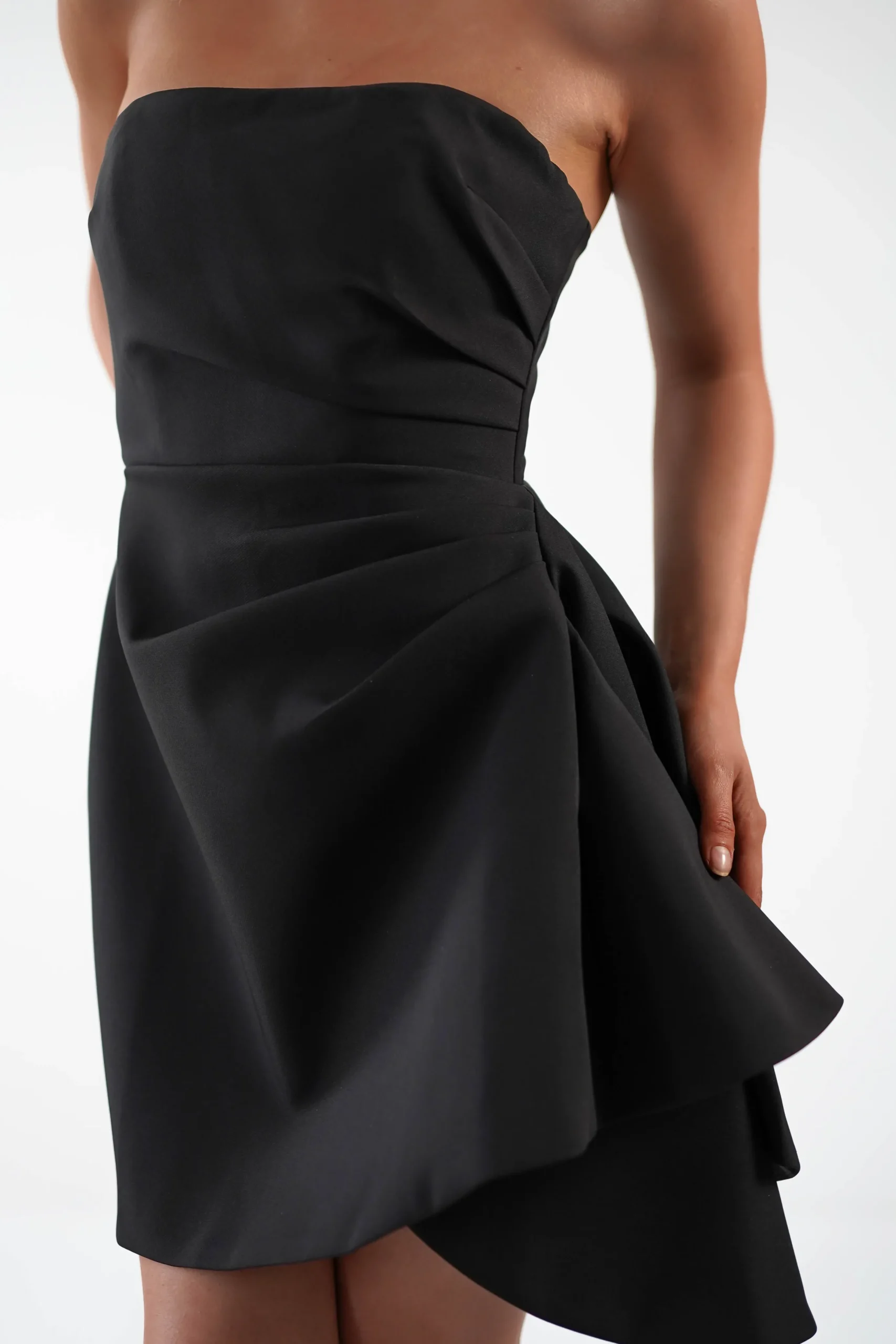 Quinta Strapless Mini Dress | Black