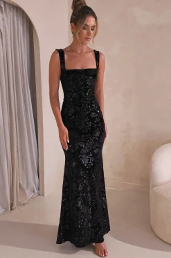 Sharma Squareneck Velvet Gown | Black
